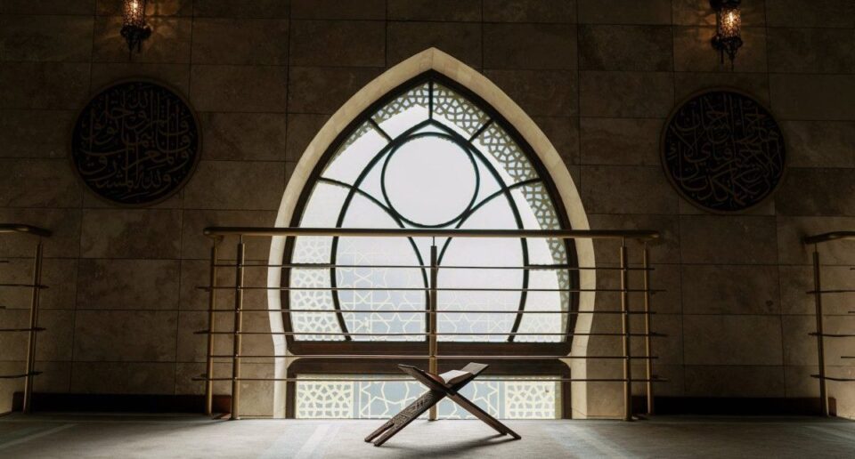 daylight coming from the arch glass window