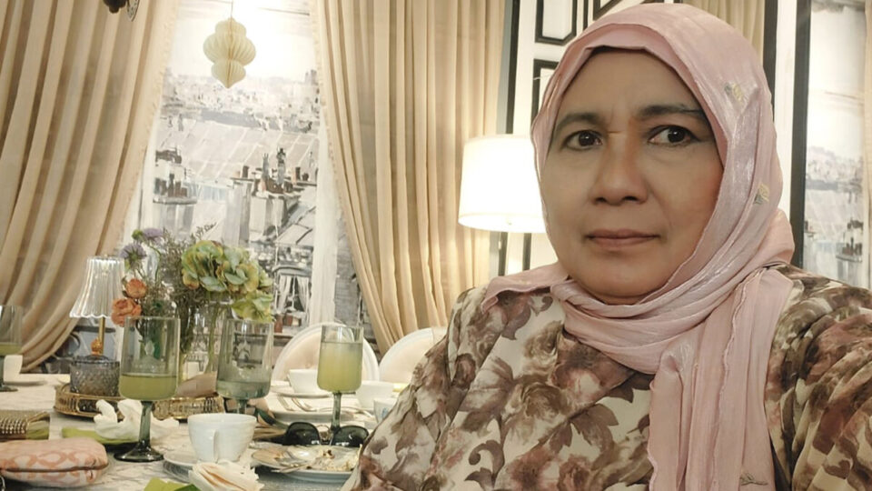 Eyeme by Wirda Adnan